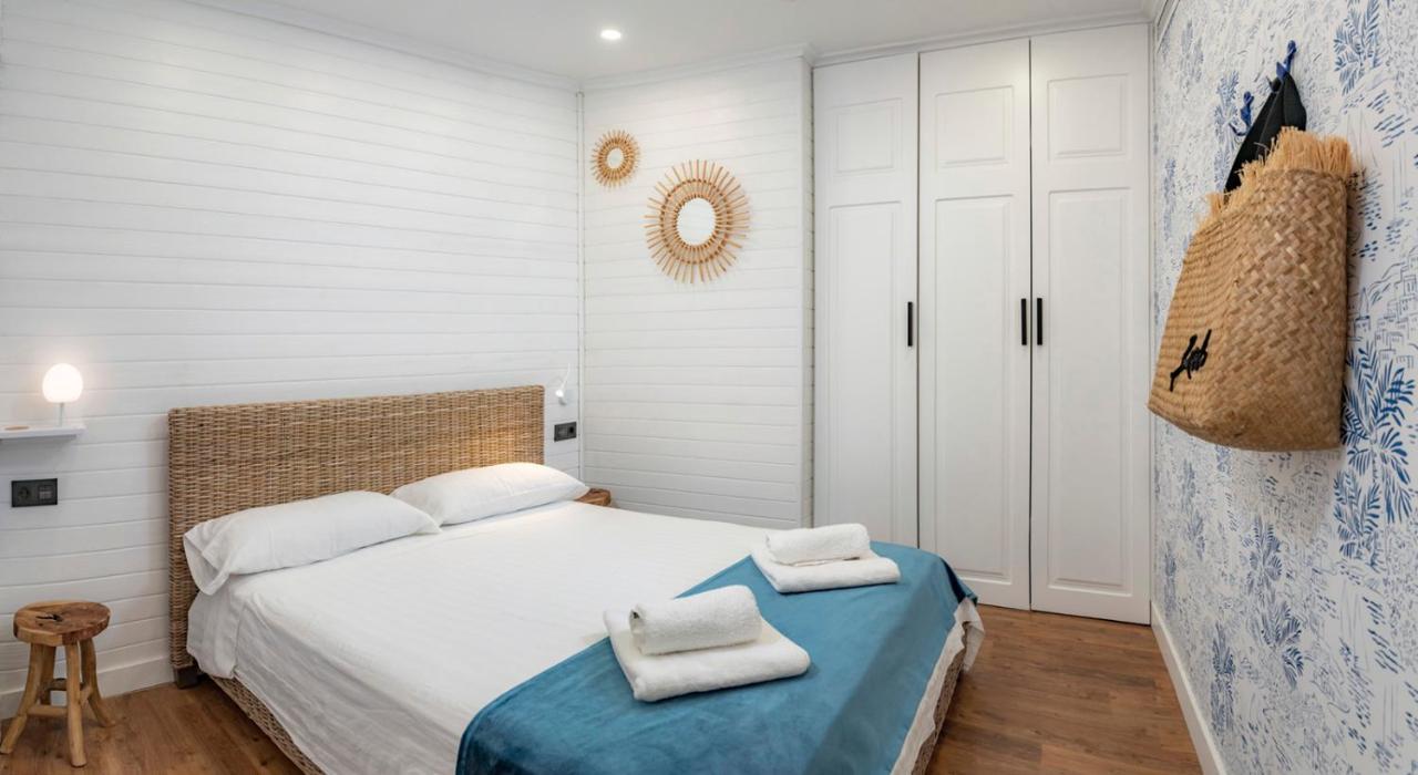 "Breeze" Aparthotel By Parrot'S House Lloret de Mar Kültér fotó